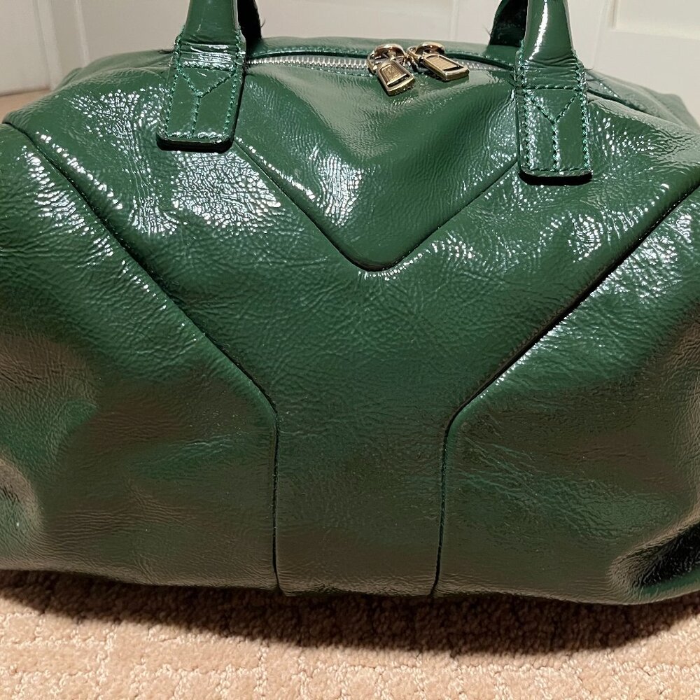 Yves Saint Laurent "Easy Y" Bag in green patent leather